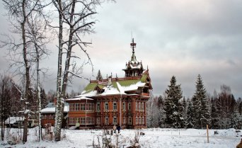 Astafievo terem near Chukhloma