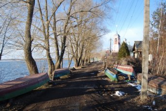 Plescheevo Lake bank Plescheevo Lake bank