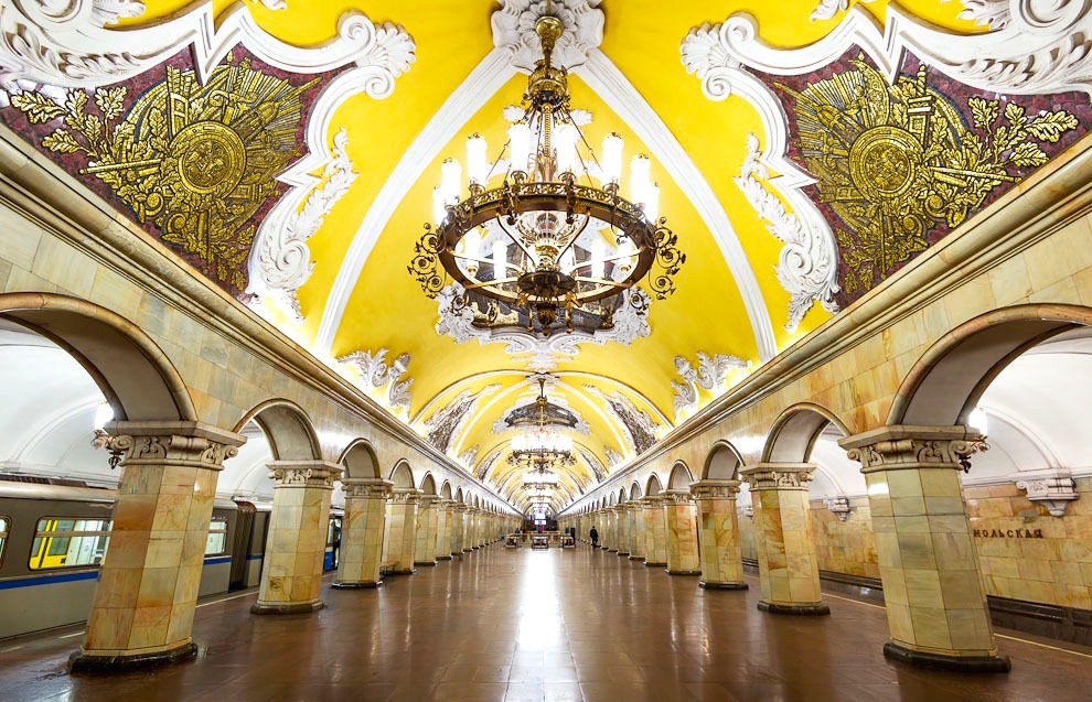 <span style="font-weight: bold;">Moscow Metro: Tips</span><br>